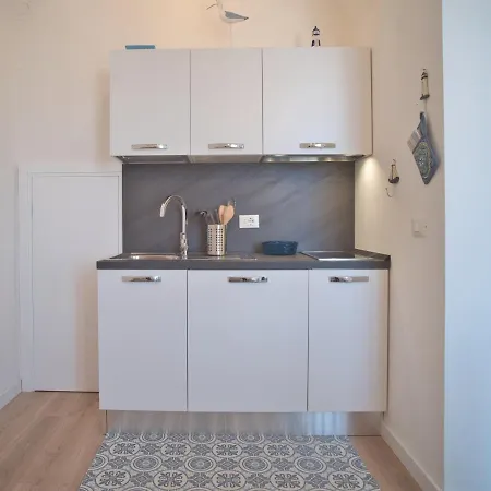 Medusa - Lungomare 公寓 菲纳莱利古雷