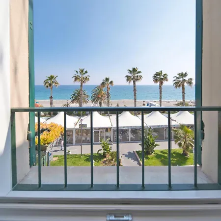 Medusa - Lungomare 公寓 菲纳莱利古雷